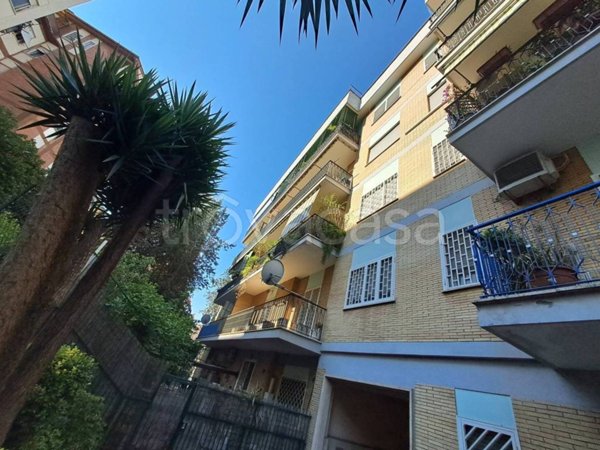 appartamento in vendita a Roma in zona Prenestino-Labicano