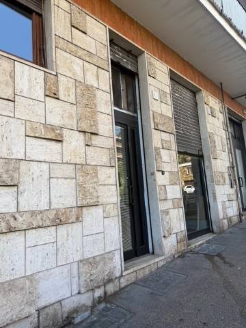 negozio in vendita a Roma in zona Aurelio