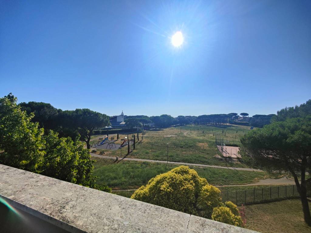 appartamento in vendita a Roma in zona Romanina