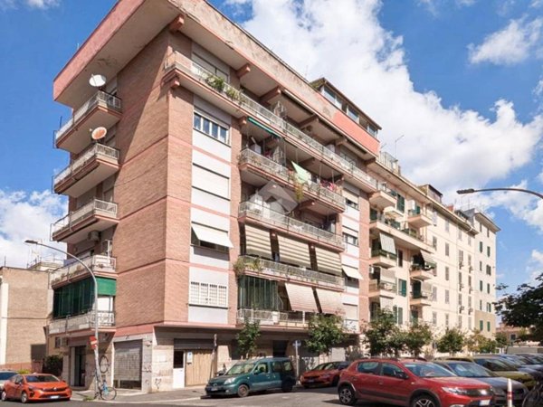 appartamento in vendita a Roma in zona Prenestino-Centocelle