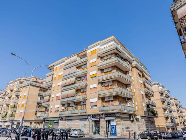 appartamento in vendita a Roma in zona Collatino