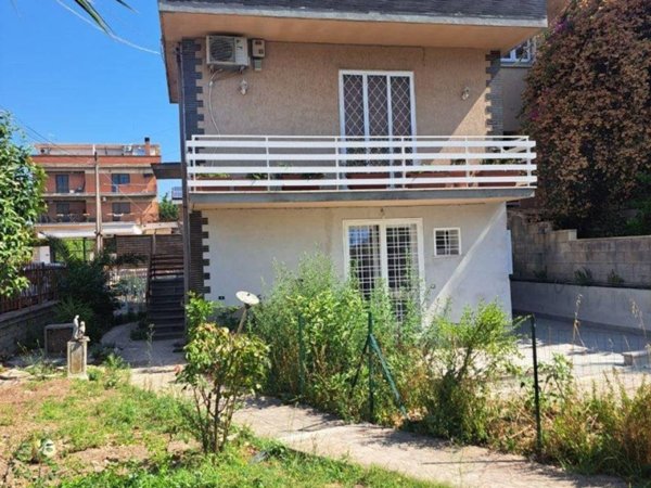 appartamento in vendita a Roma in zona Trigoria