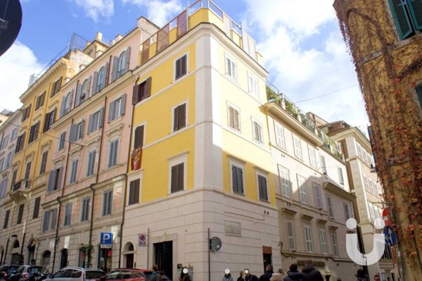 appartamento in vendita a Roma in zona Rione Monti/Campitelli