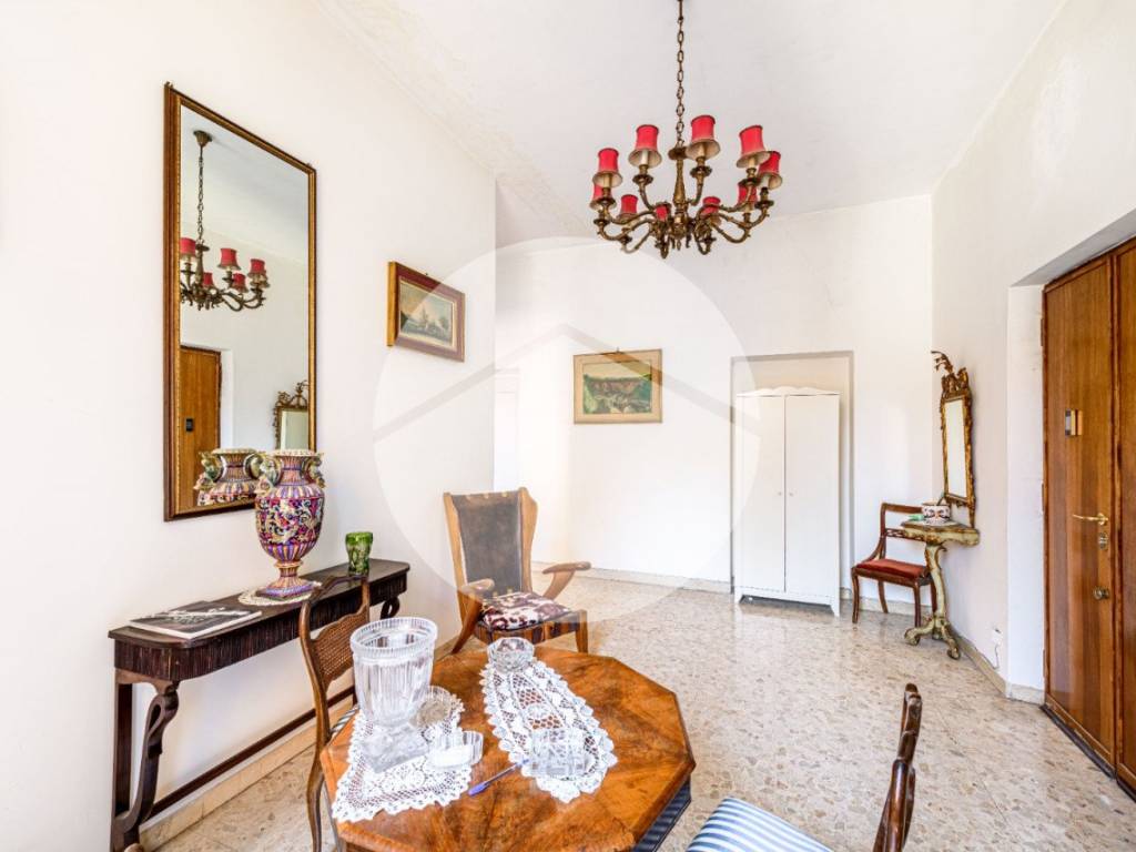 appartamento in vendita a Roma in zona Rione Borgo