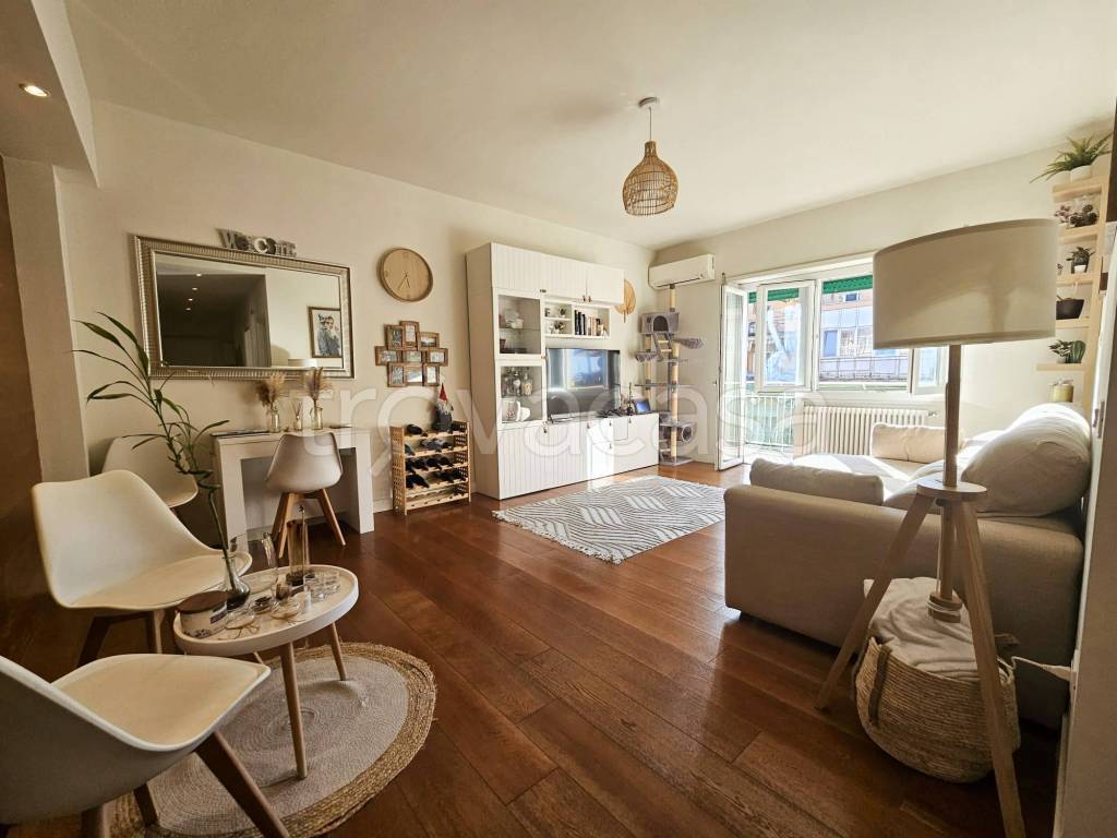 appartamento in vendita a Roma in zona Monte Sacro/Talenti