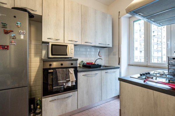appartamento in vendita a Roma in zona Appio Claudio