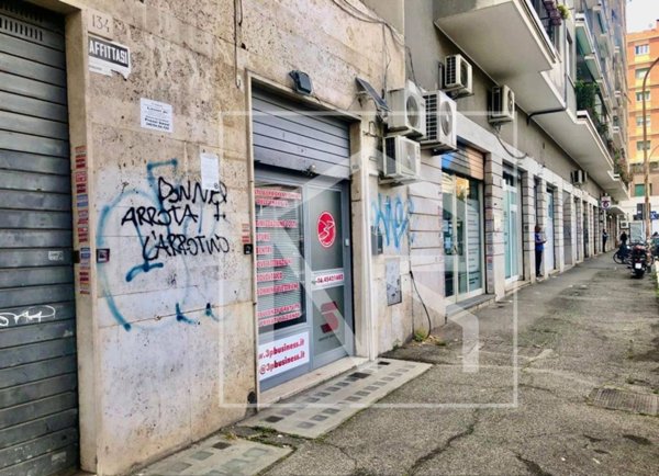 appartamento in vendita a Roma in zona Tuscolano