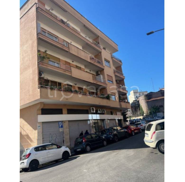 appartamento in vendita a Roma in zona Monte Sacro/Talenti