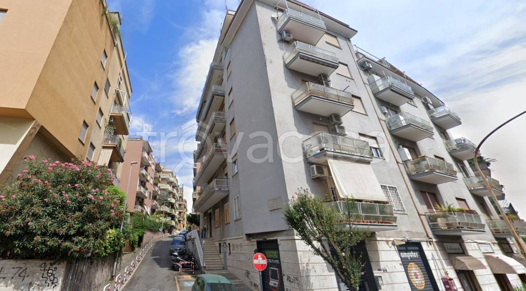 appartamento in vendita a Roma in zona Gianicolense