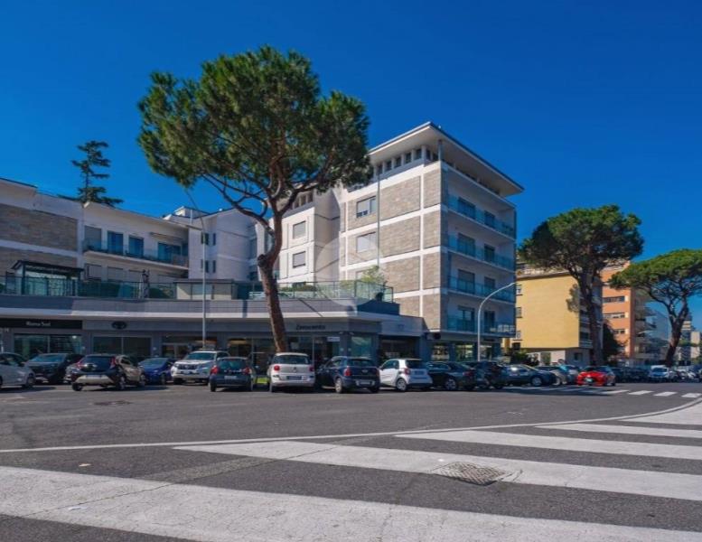 appartamento in vendita a Roma in zona EUR