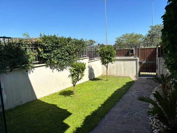 appartamento in vendita a Roma in zona Torrino