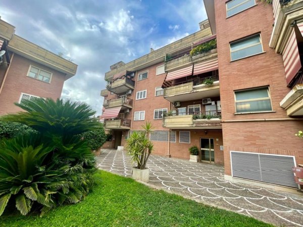 appartamento in vendita a Roma in zona Olgiata
