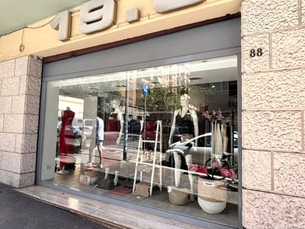 negozio in vendita a Roma