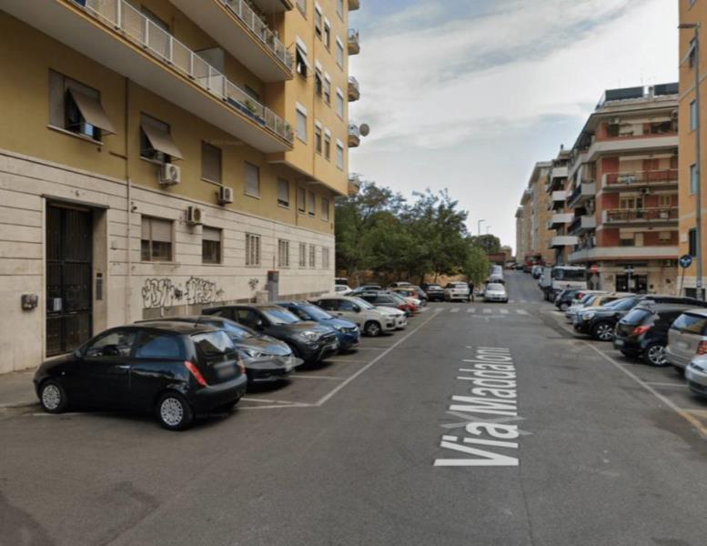 negozio in vendita a Roma in zona Prenestino-Labicano
