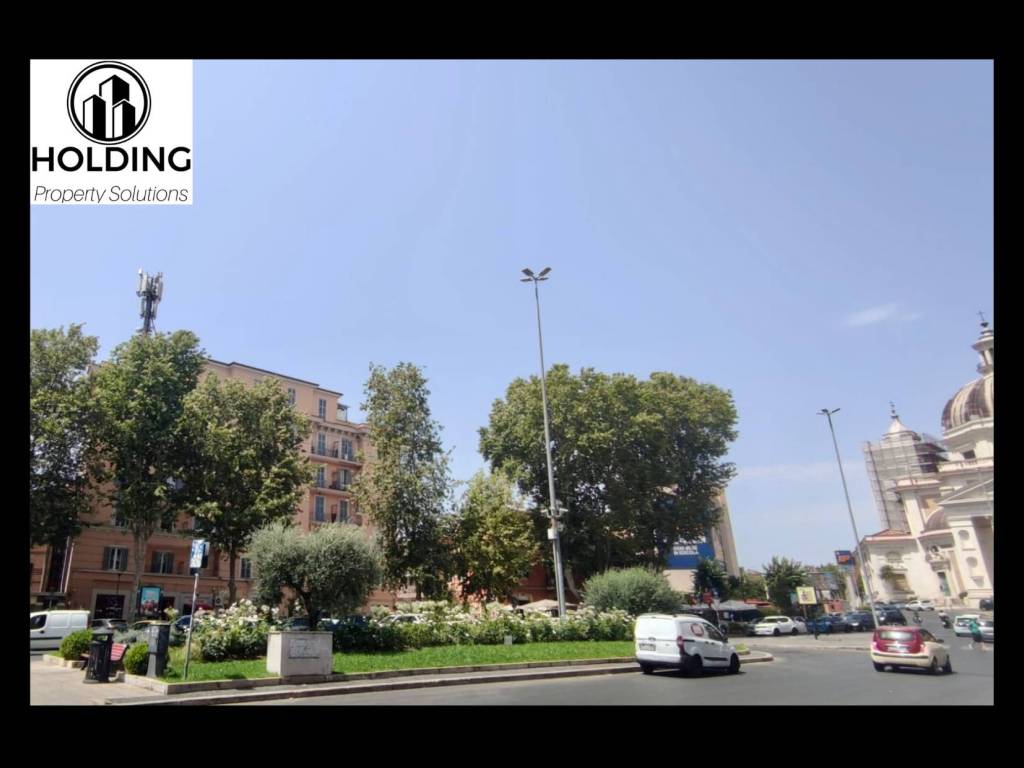 appartamento in vendita a Roma in zona Della Vittoria