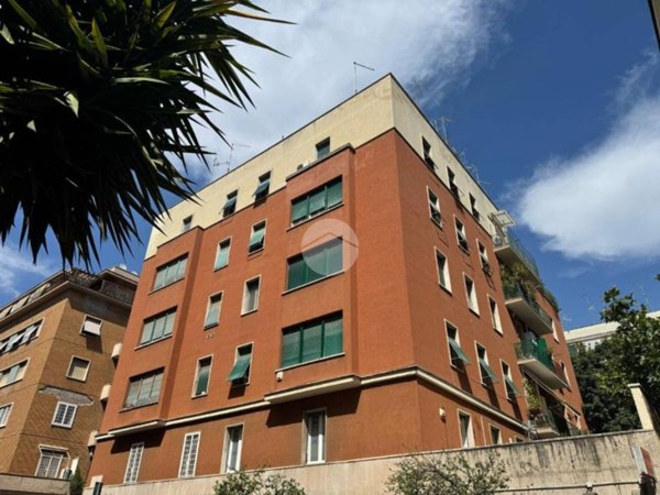 appartamento in vendita a Roma in zona Nomentano