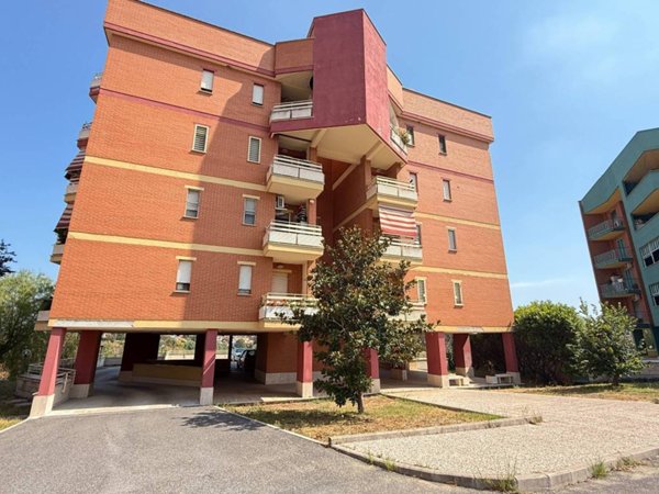 appartamento in vendita a Roma in zona Massimina/Casal Lumbroso