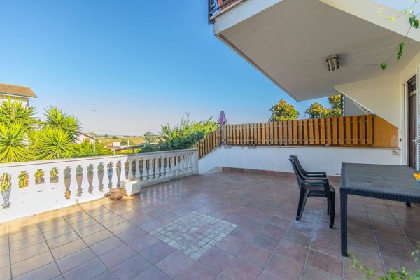 casa indipendente in vendita a Roma in zona Trigoria