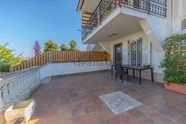 casa indipendente in vendita a Roma in zona Trigoria