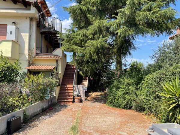 appartamento in vendita a Roma in zona Acilia