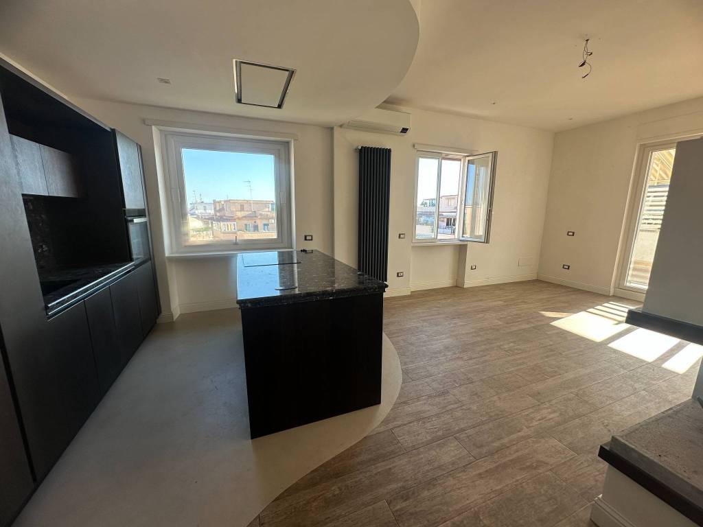appartamento in vendita a Roma in zona Torrevecchia