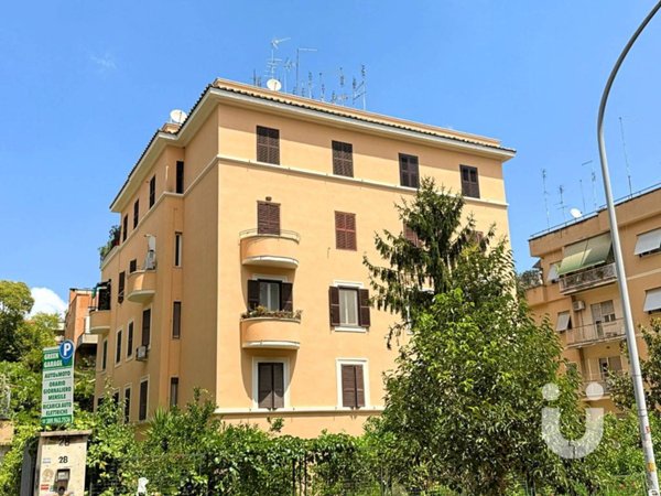 appartamento in vendita a Roma in zona Gianicolense
