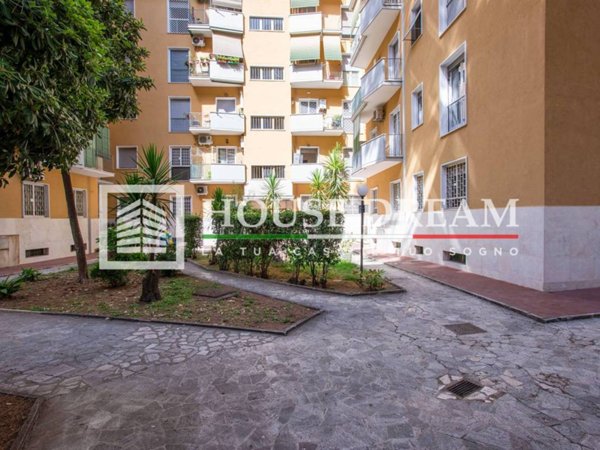 appartamento in vendita a Roma in zona Don Bosco