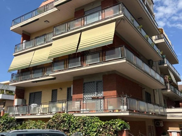 appartamento in vendita a Roma in zona Torrevecchia