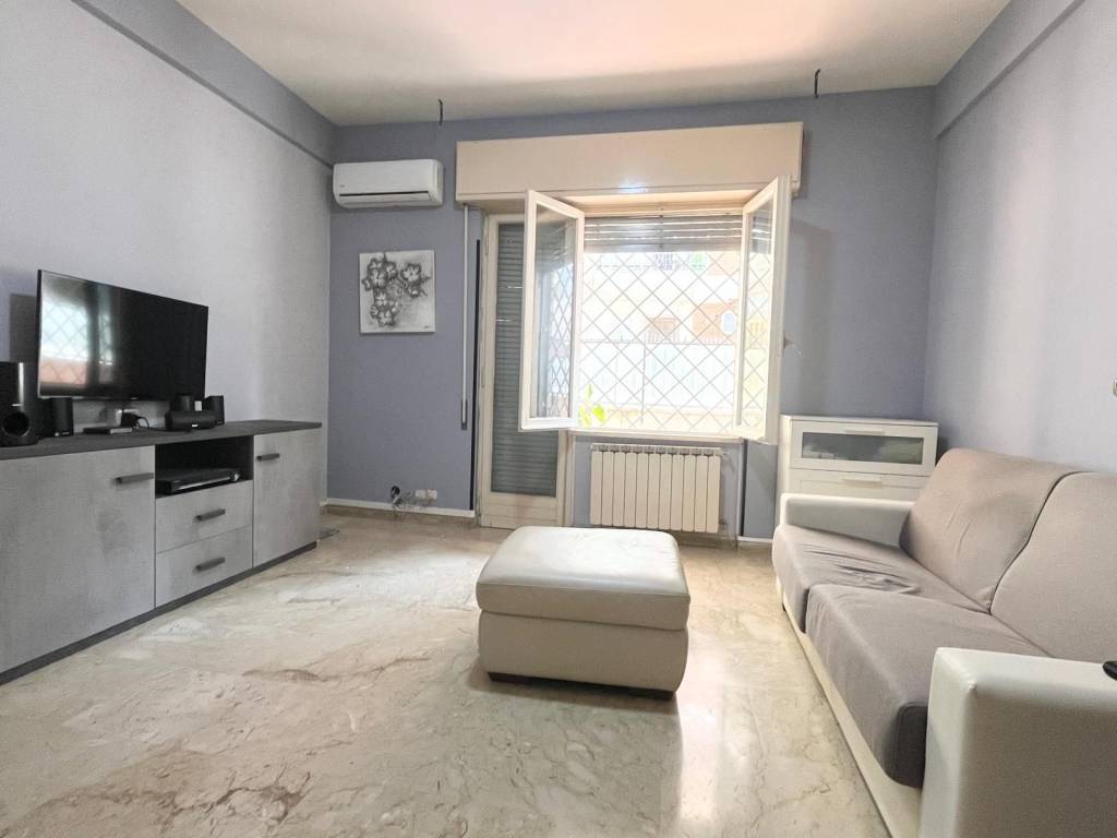 appartamento in vendita a Roma in zona Torrevecchia