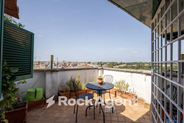 appartamento in vendita a Roma in zona Gianicolense