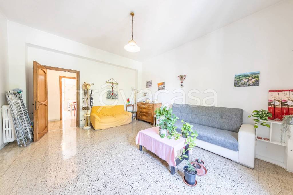 appartamento in vendita a Roma in zona EUR