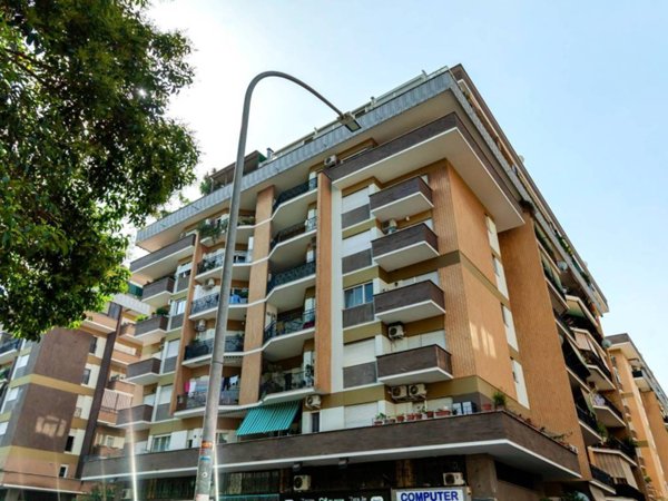appartamento in vendita a Roma in zona Collatino