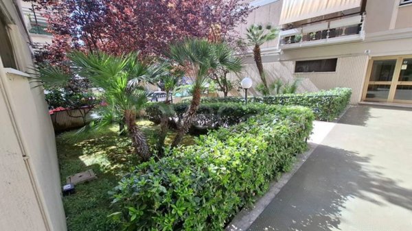 appartamento in vendita a Roma in zona Ostia