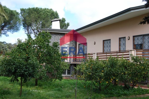 casa indipendente in vendita a Roma