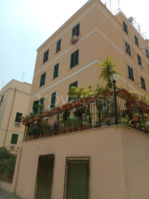 appartamento in vendita a Roma in zona Prenestino-Centocelle