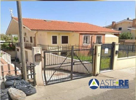 casa indipendente in vendita a Roma in zona Finocchio