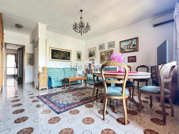 appartamento in vendita a Roma in zona Ardeatino