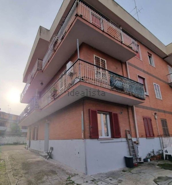 appartamento in vendita a Roma in zona Fidene