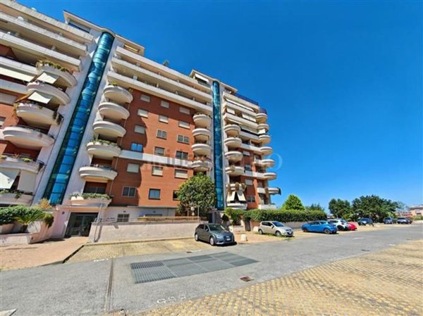 appartamento in vendita a Roma in zona Acilia
