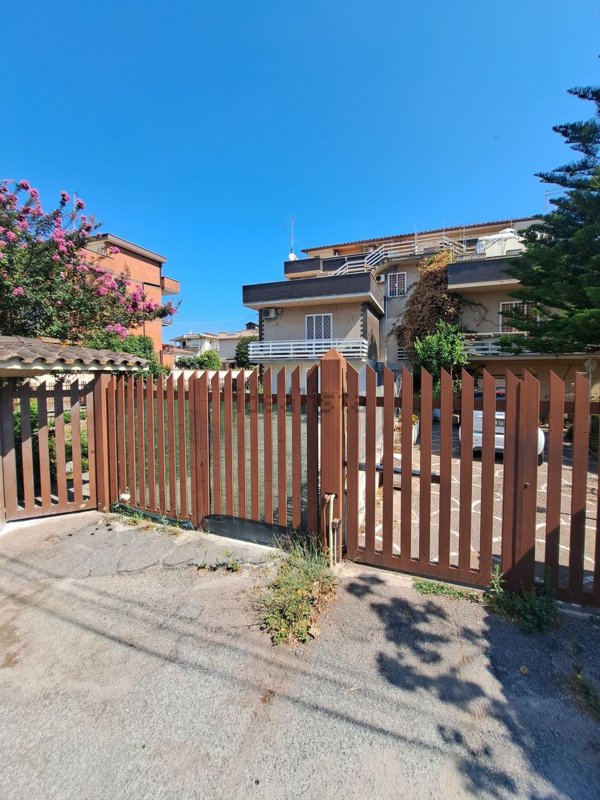 appartamento in vendita a Roma in zona Trigoria