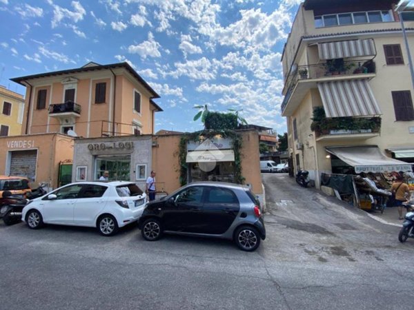 negozio in vendita a Roma in zona Trionfale