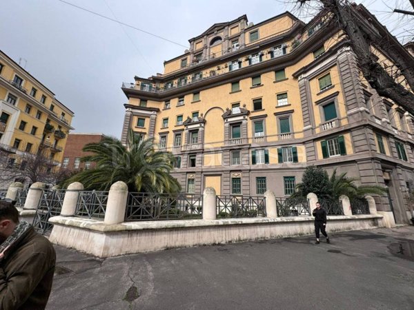 quadrivano in vendita a Roma in zona Della Vittoria
