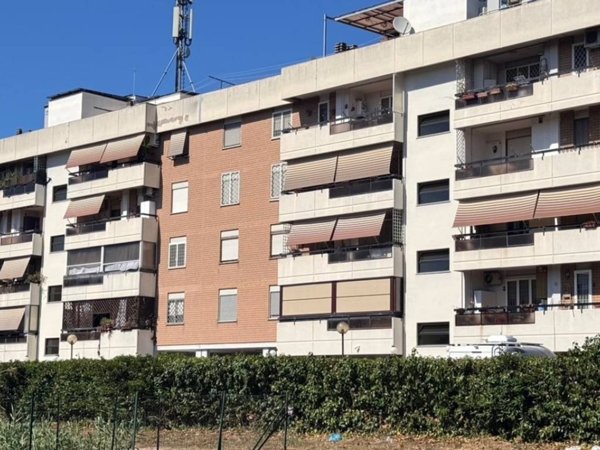 appartamento in vendita a Roma in zona Acilia
