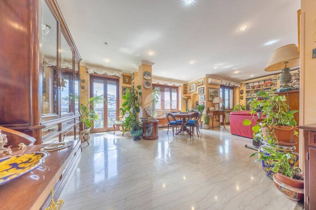 appartamento in vendita a Roma in zona Tor di Quinto