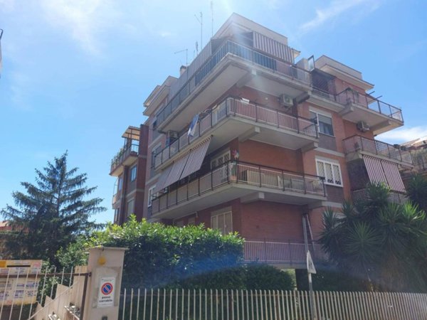 appartamento in vendita a Roma in zona Gianicolense