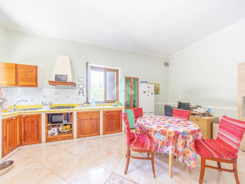 appartamento in vendita a Roma in zona Borghesiana
