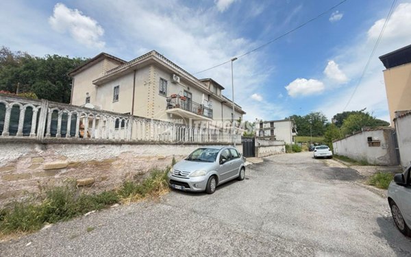 appartamento in vendita a Roma in zona Palmarola