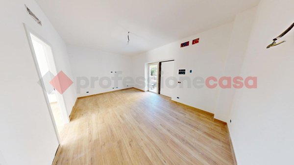 appartamento in vendita a Roma in zona Corviale