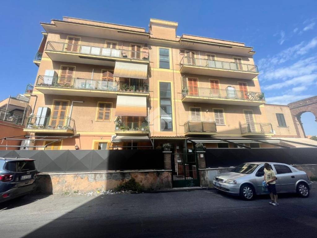 appartamento in vendita a Roma in zona Alessandrino