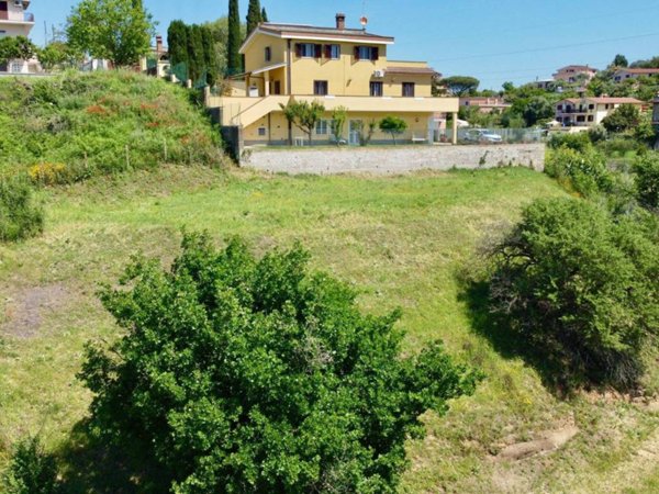 terreno agricolo in vendita a Roma in zona Trigoria